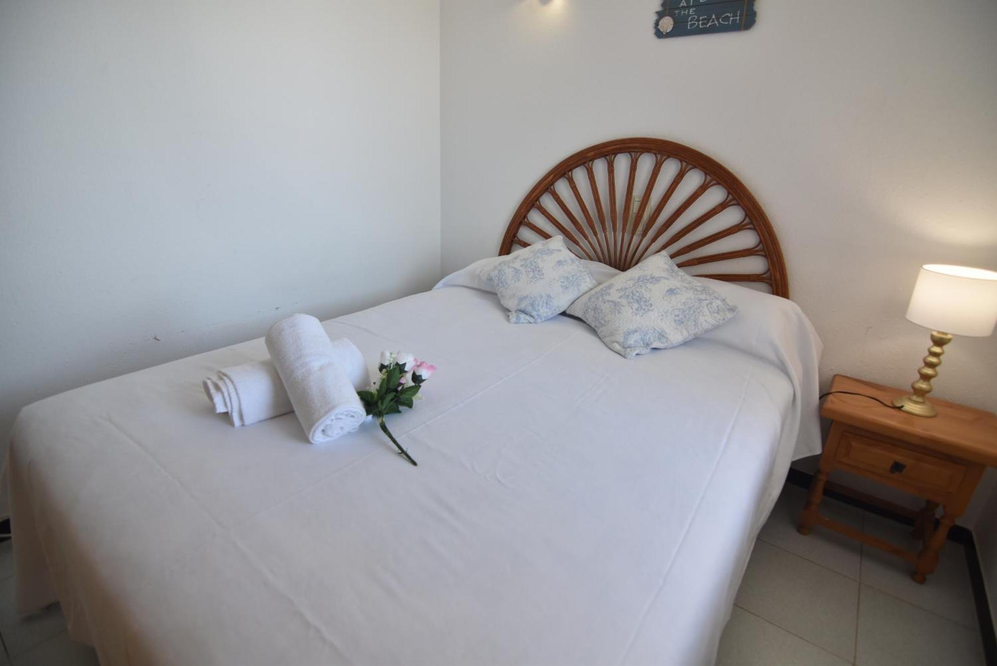 Appartement Rnet - 2-3 Puerto Madeira Canal View Roses