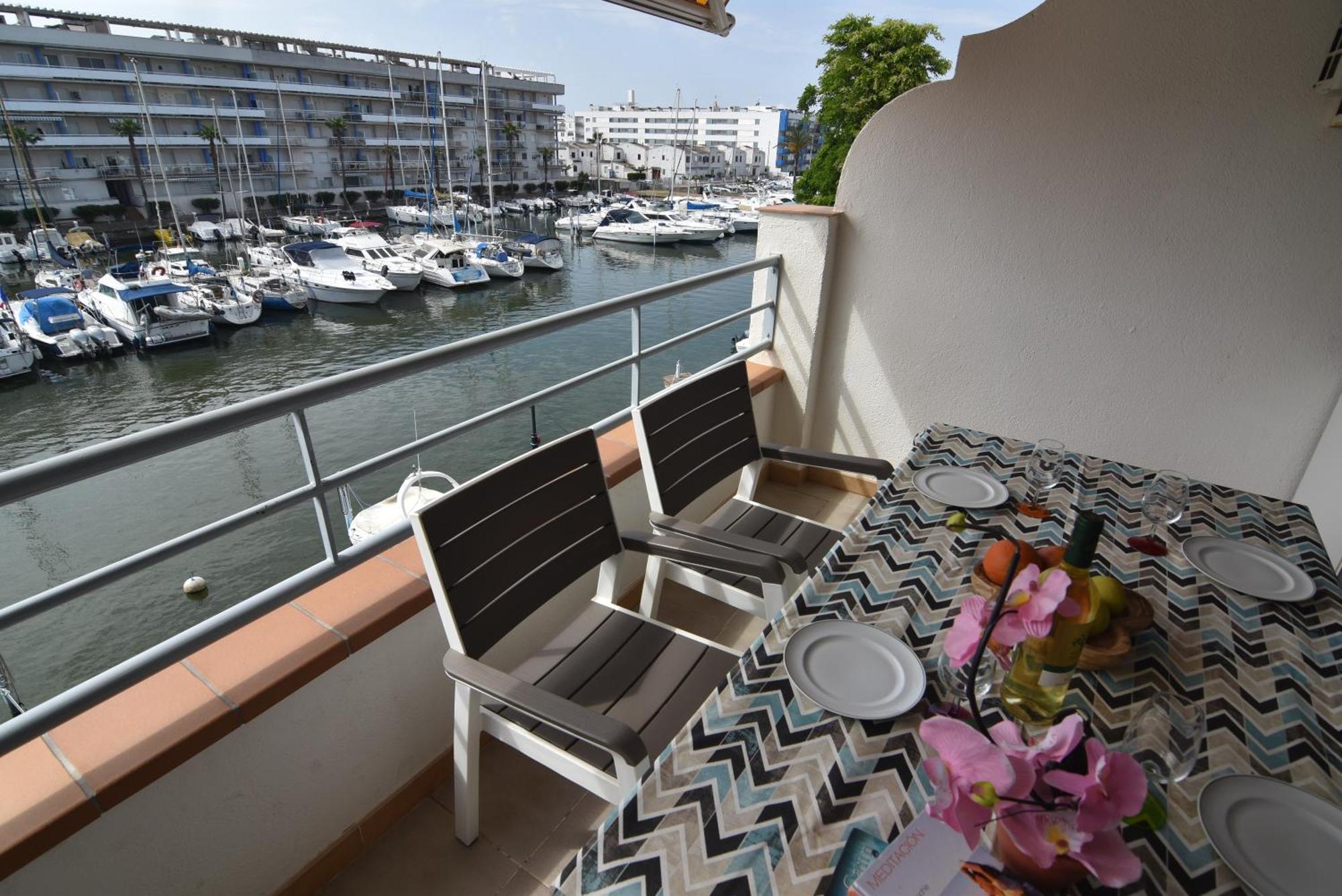 Rnet - 2-3 Puerto Madeira Canal View Appartement *